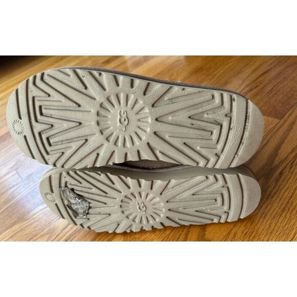 UGG Classic MINI BEACHWOOD SPARKLE Spots Boots 8 - Picture 5 of 8